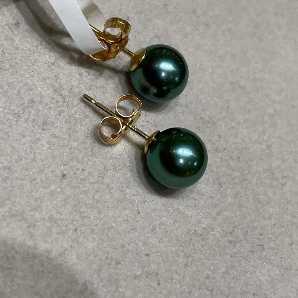 14Kt Gold Cultured Pearl Stud Earrings